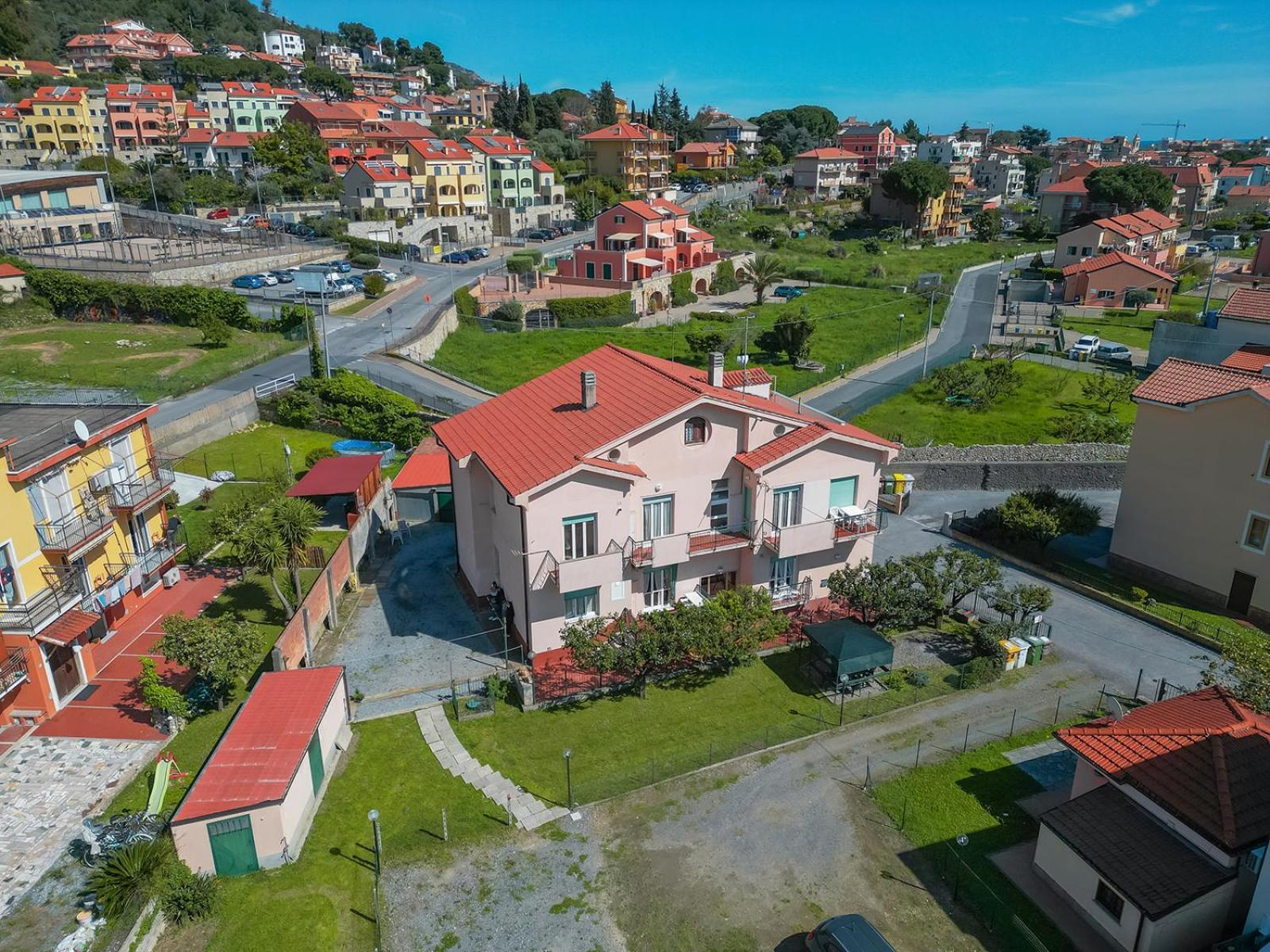 Casa Vacanze Ferrando Pietra Ligure Luaran gambar