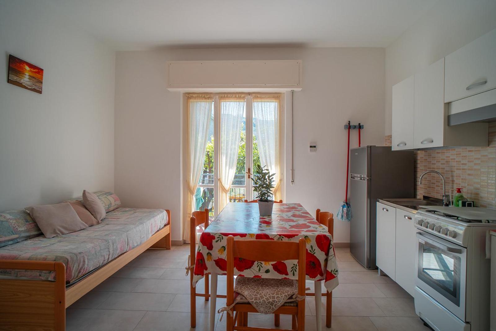 Casa Vacanze Ferrando Pietra Ligure Luaran gambar