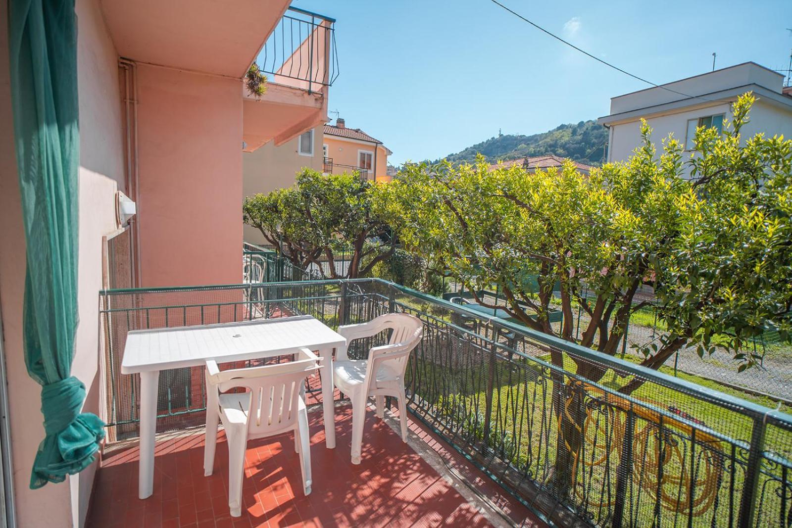 Casa Vacanze Ferrando Apartment Pietra Ligure Luaran gambar